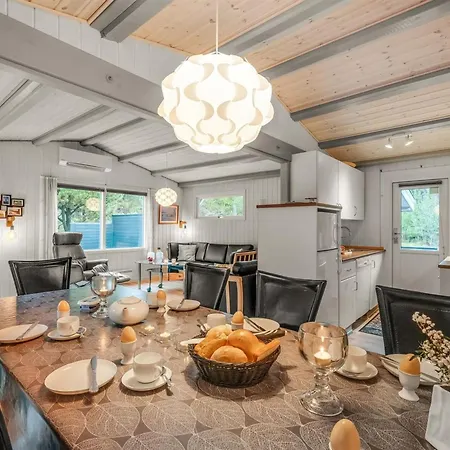 Amaya - 1km From The Sea By Interhome Blåvand